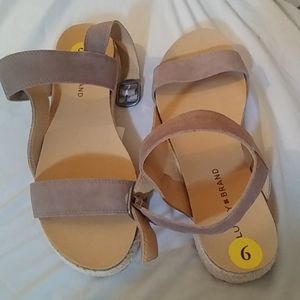 Lucky Brand suede sandals. Sze 9 New